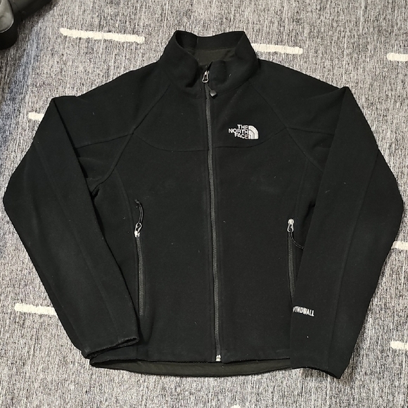 The North Face Jackets & Blazers - The North Face Women's Black Windwall Fleece Jacket